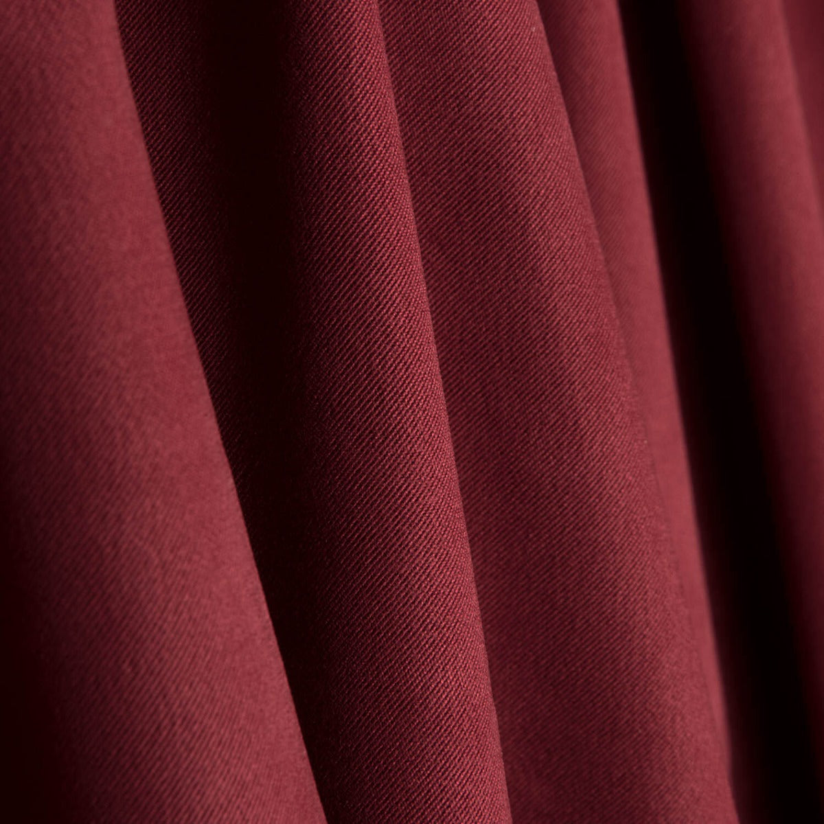 Antelina Satin Granat - Ribes y Casals
