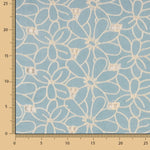 Reststück mit Schweizer Stickerei, blaue Margeriten – verschiedene Maße x Breite 140 cm - Ribes y Casals