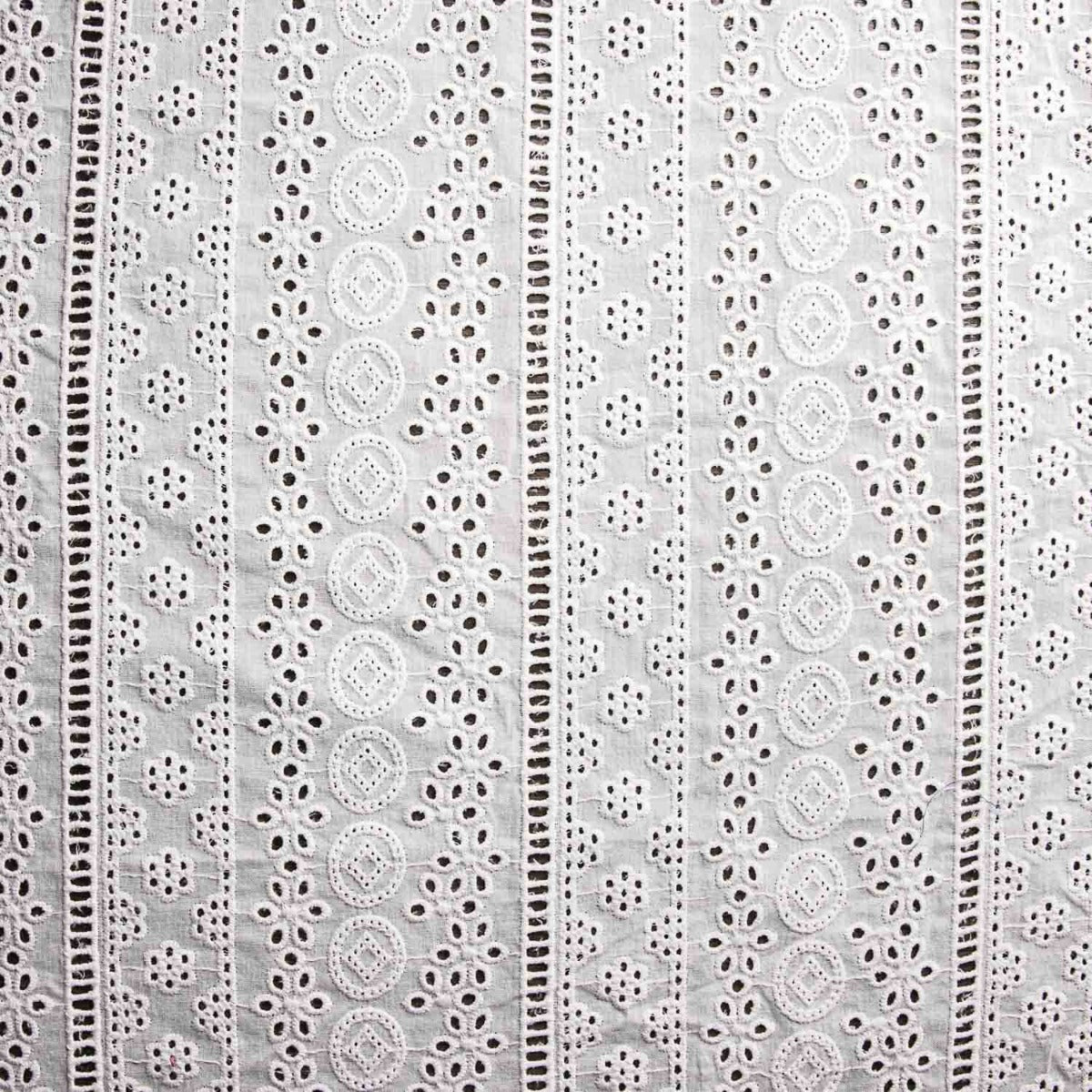 Tona Swiss Embroidery - Ribes y Casals