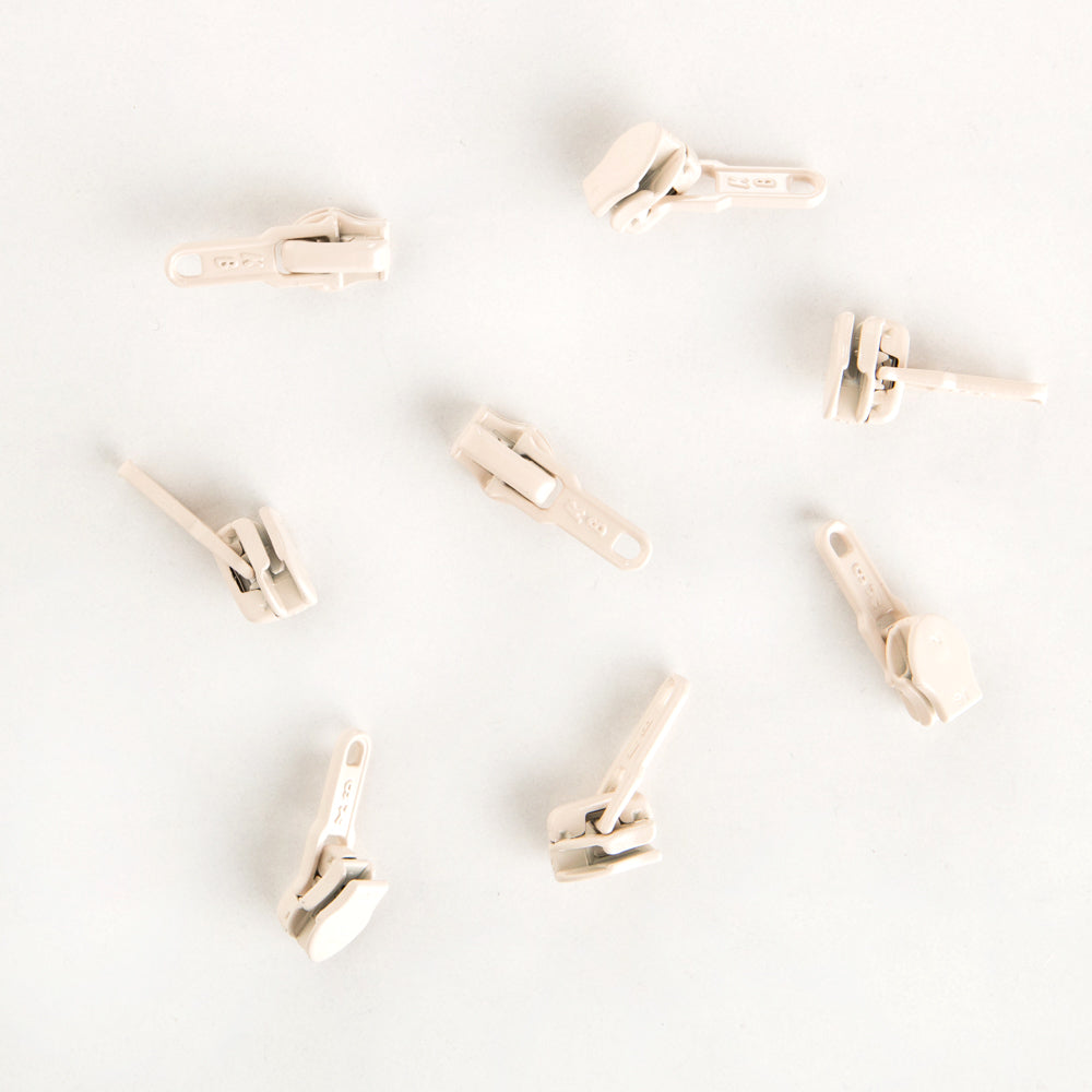 Beigefarbener Regalwagen - Ribes y Casals