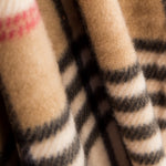 Brauner karierter Fleece-Druck - Ribes y Casals