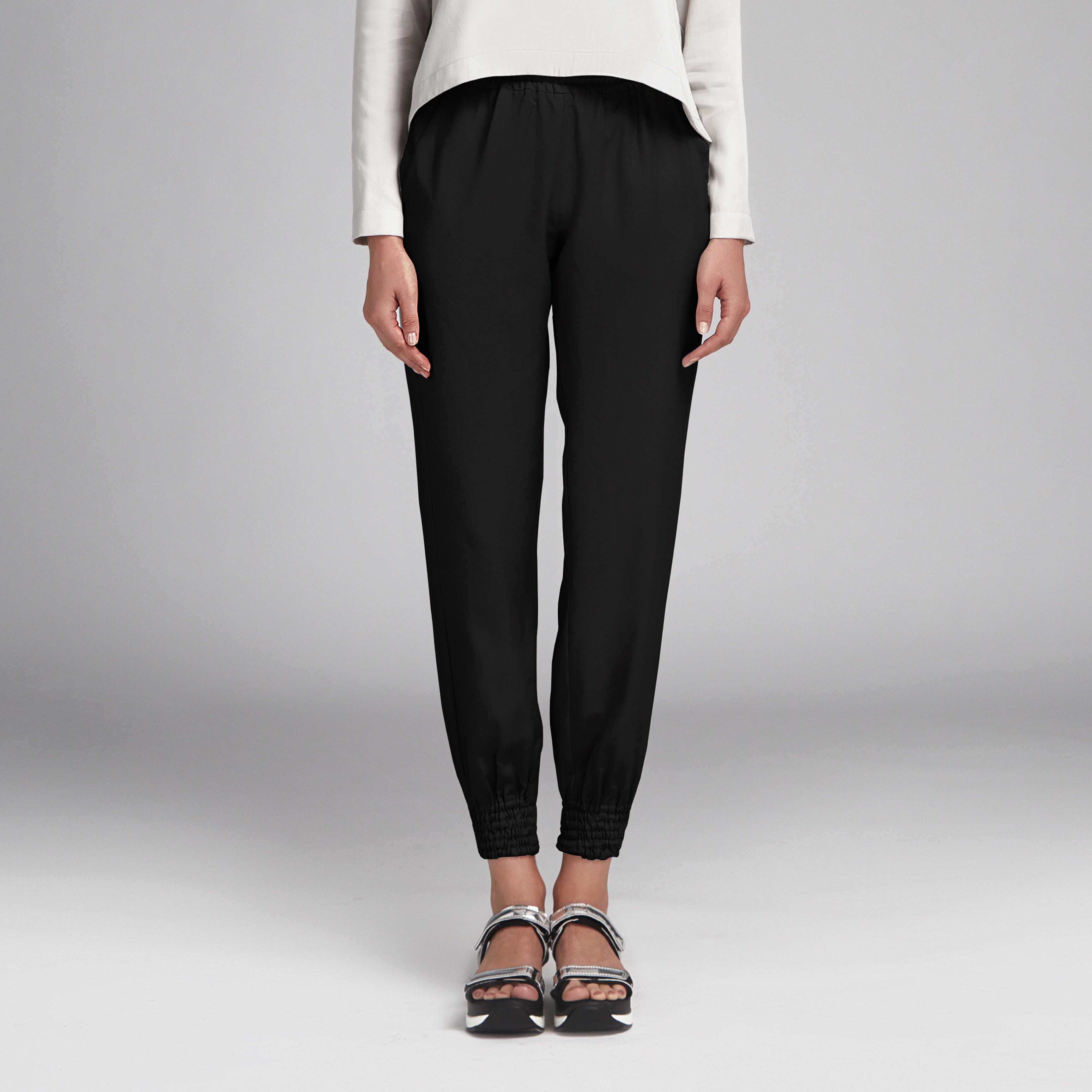 Krepp Moda Negra - Ribes y Casals