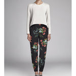 Orientalisches Blumenmuster Schwarzer Krepp - Ribes y Casals