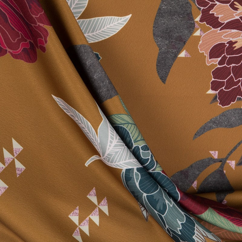 Orientalischer Kimono aus Krepp, ockerfarben - Ribes y Casals