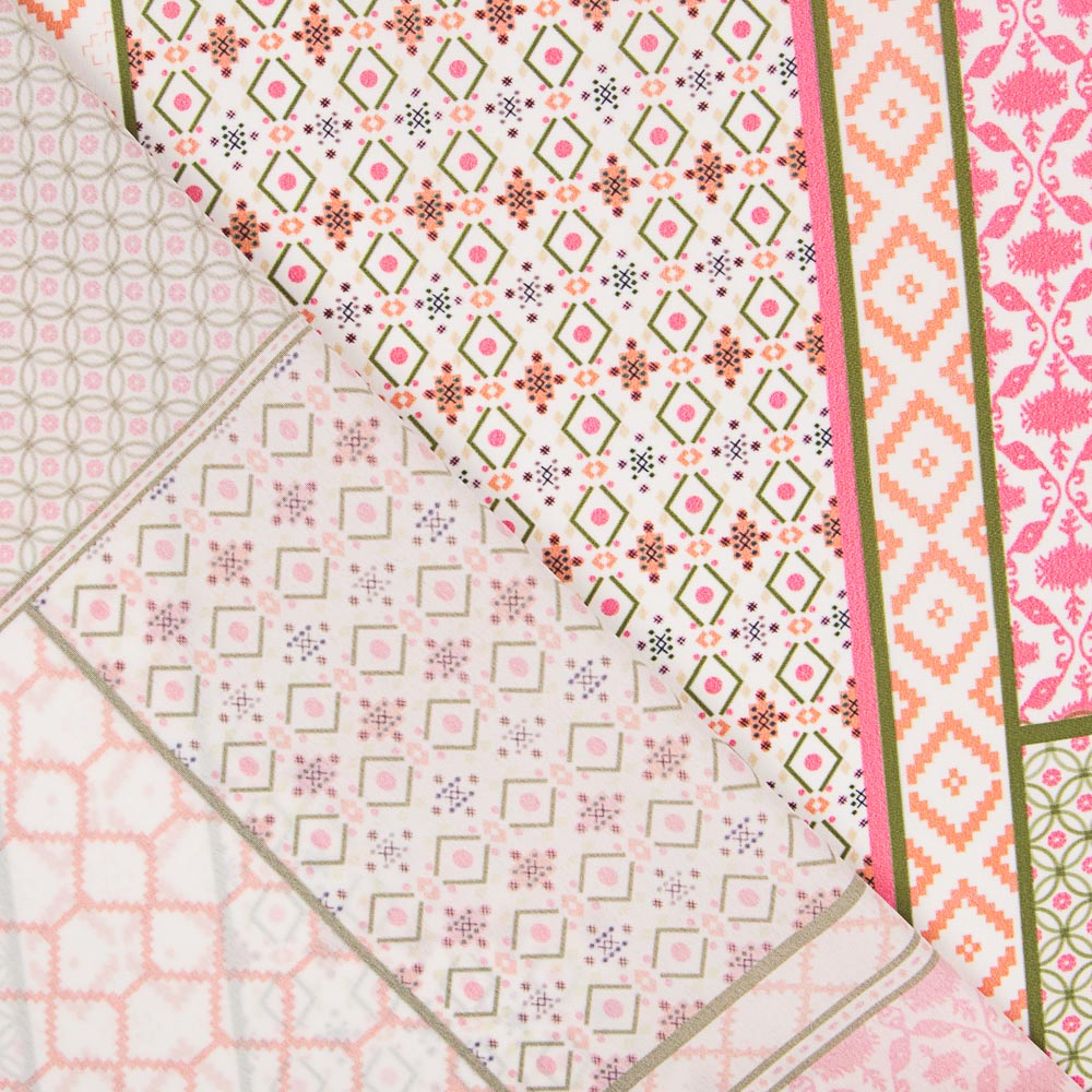 Ethnischer Patchwork-Krepp - Ribes y Casals