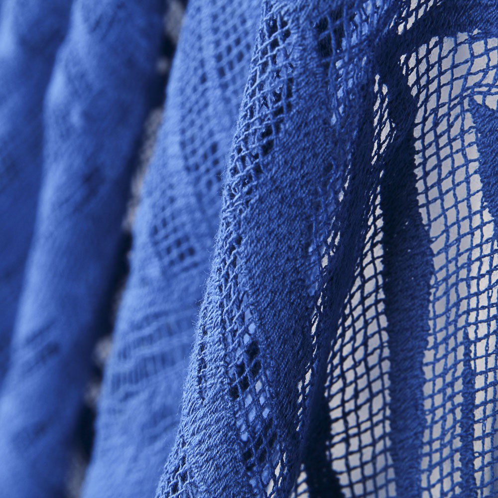 Blaue Zickzack-Spitze - Ribes y Casals