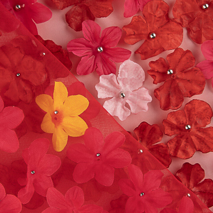 Roter Tüll „Jardín Carmesí“ mit 3D-Blumenmuster - Ribes y Casals