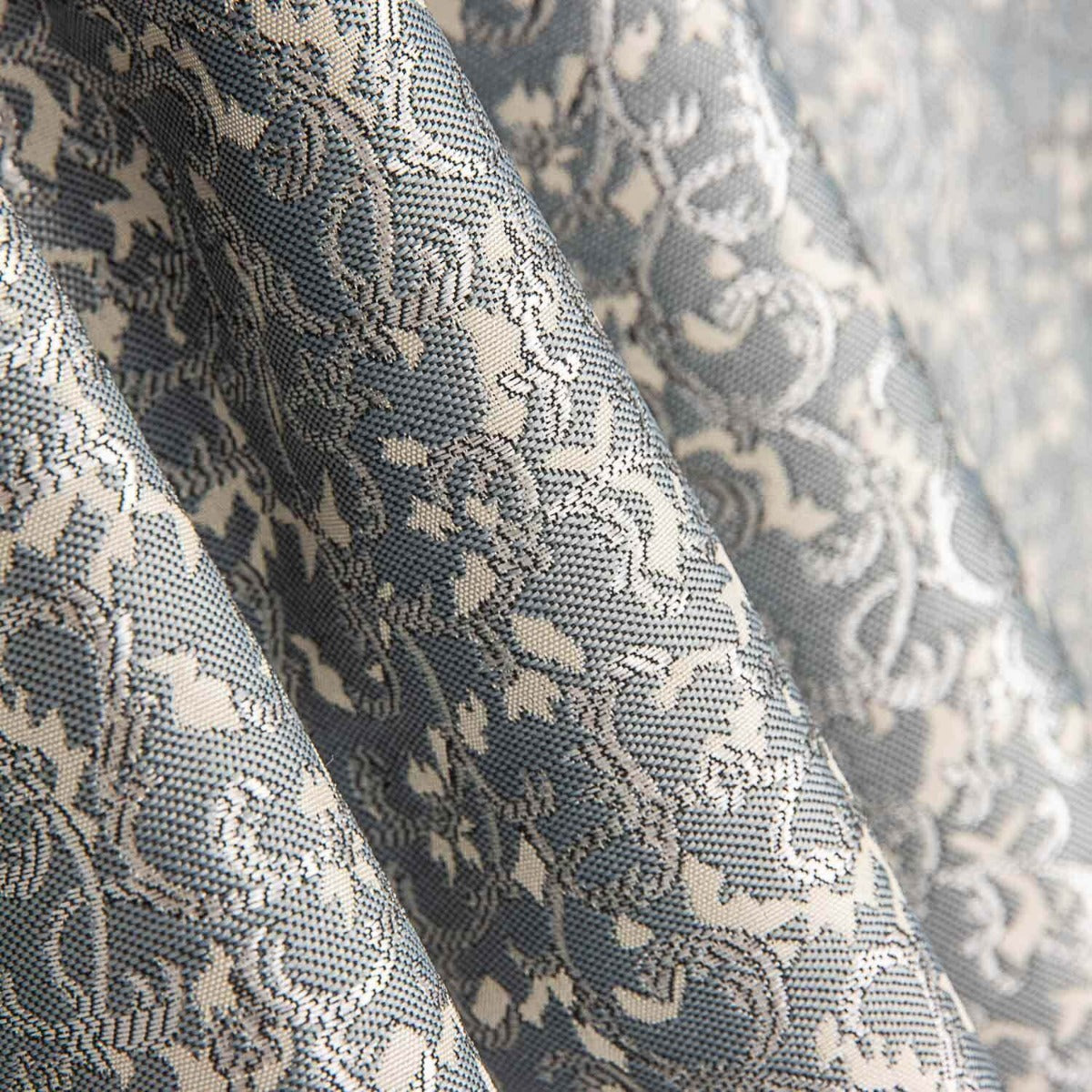 Damast Lurex Floral in Grau und Silber - Ribes y Casals