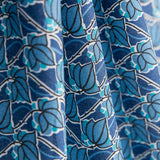 Liberty Fabrics Tana Lawn® Blume Blau - Ribes y Casals