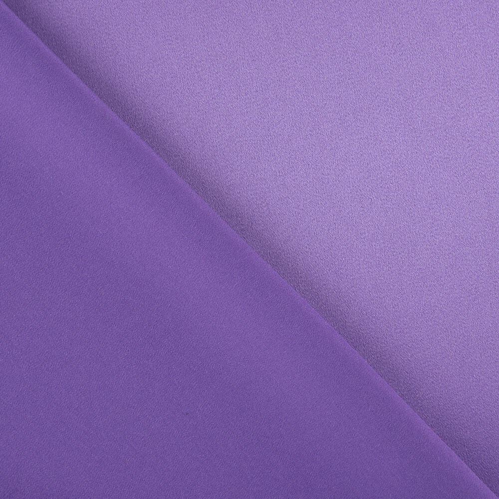Satin-Spandex-Reststück „Fiesta“ in Lila – verschiedene Maße x Breite 140 cm - Ribes y Casals