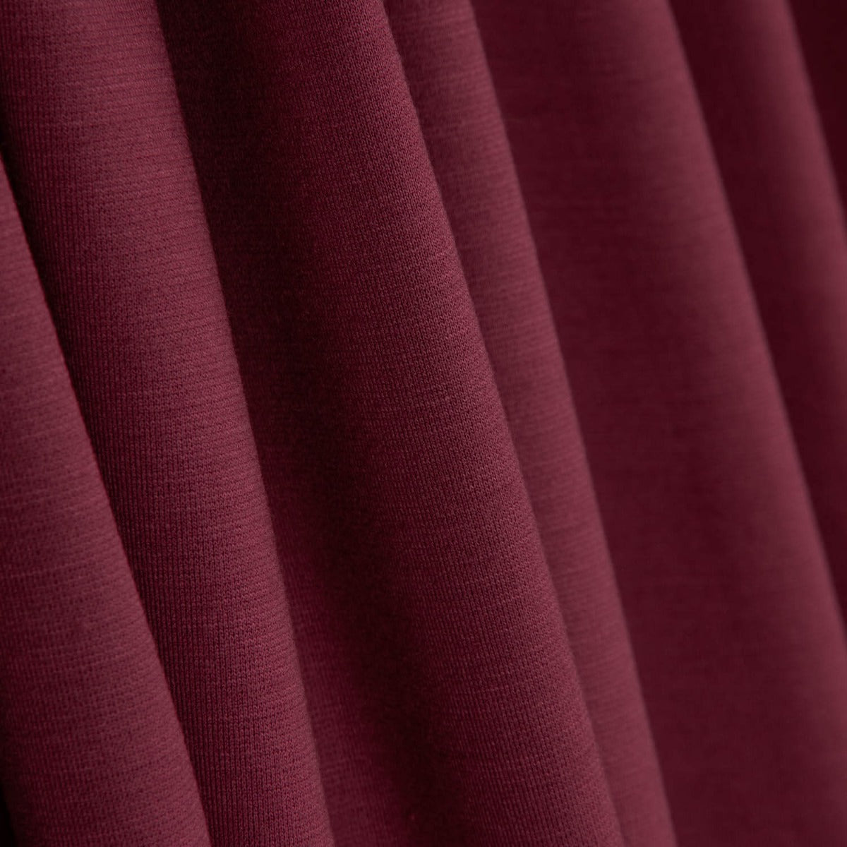 Retal Punto Roma Bordeaux - mit Breite 145 cm - Ribes y Casals