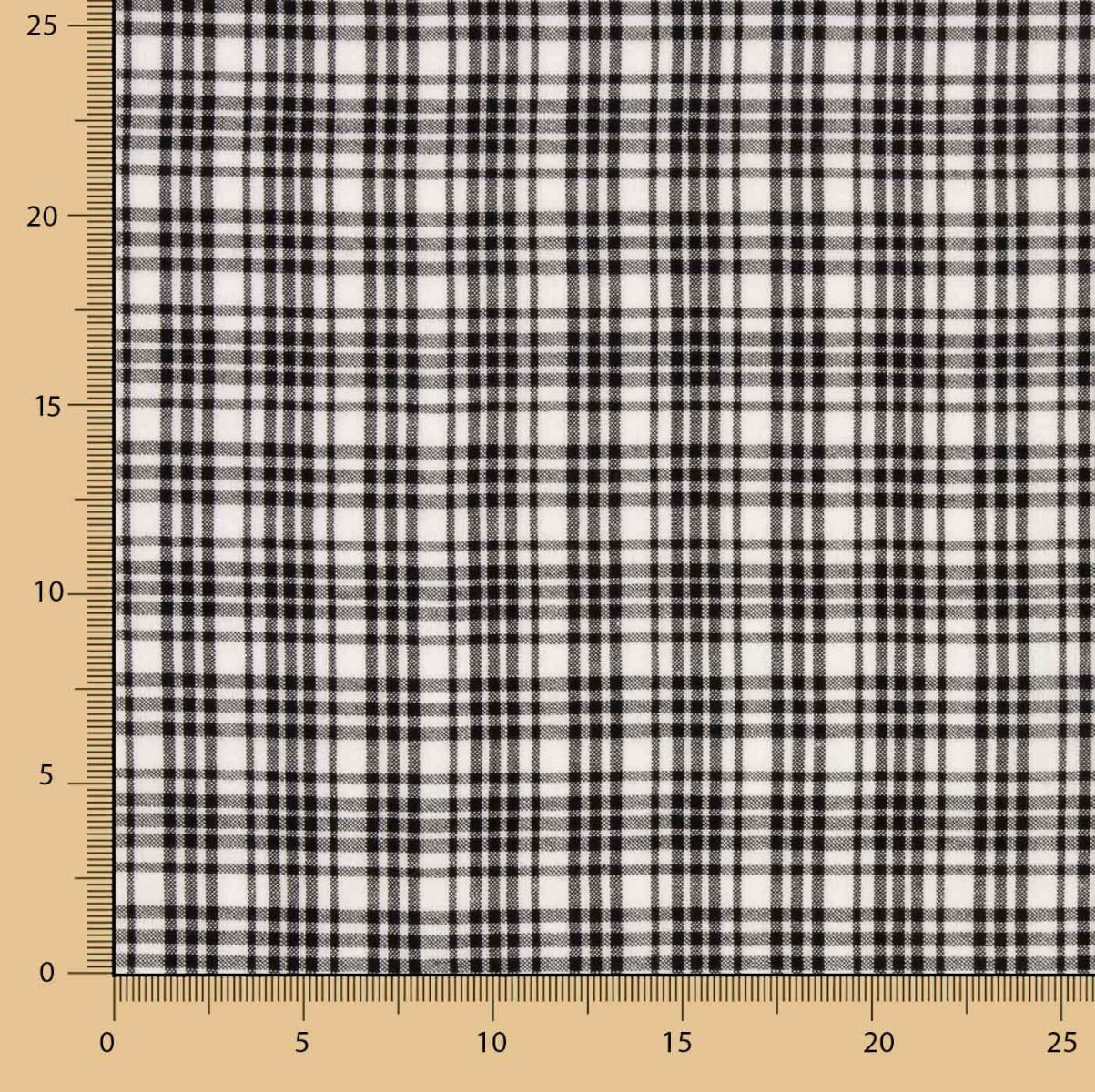 Semi-Hybrid Natural White and Black Squares - Ribes y Casals