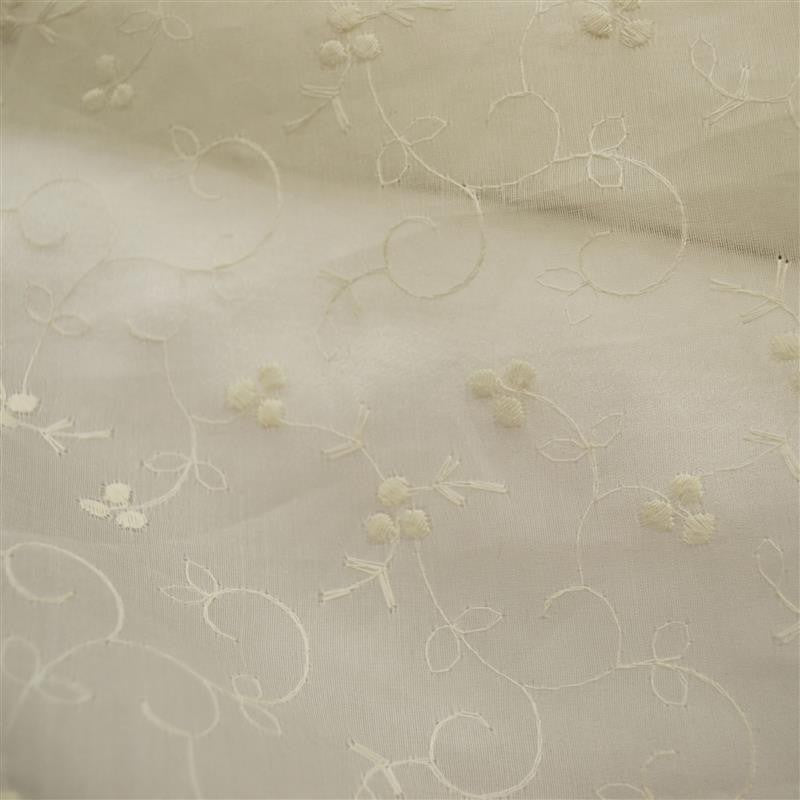 Bestickter Seidenorganza - Ribes y Casals
