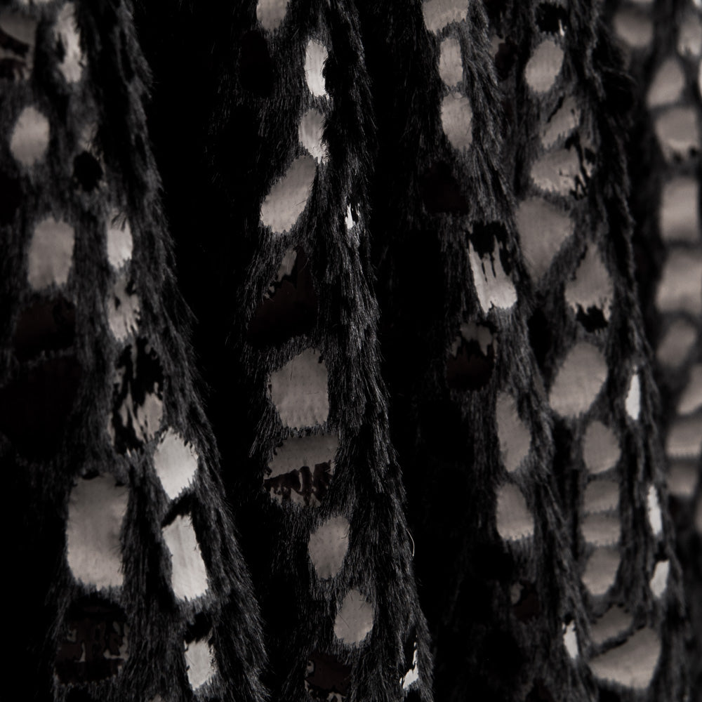 Schwarz gespiegeltes Fantasy-Haar - Ribes y Casals