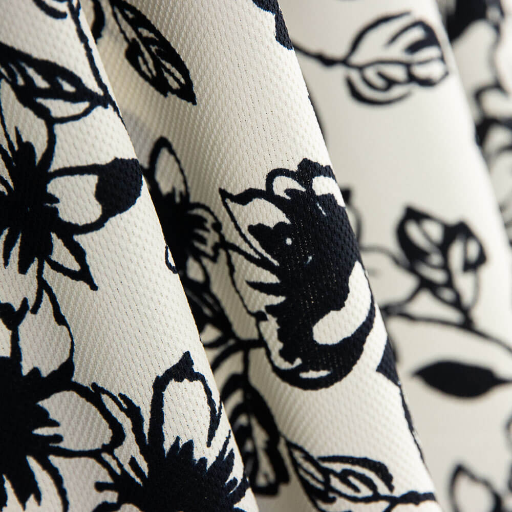 Piqué Polyester Blumen Schwarz - Ribes y Casals