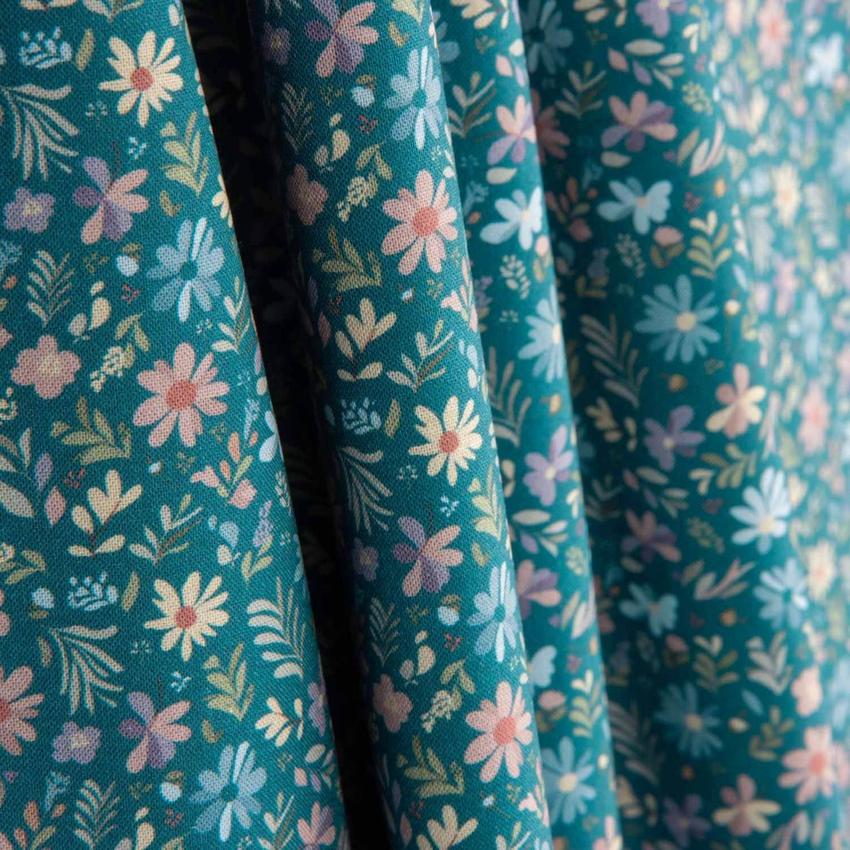 Popeline Prado Floral Vintage Blau - Ribes y Casals
