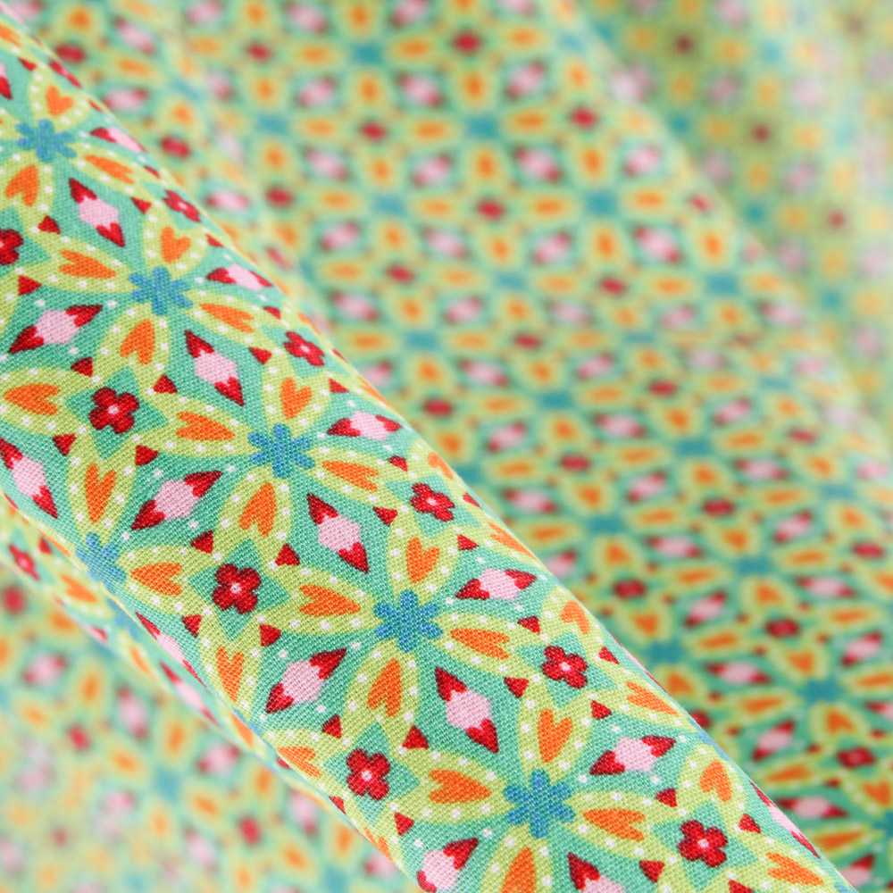 Geometrische Baumwollpopeline grün Geometrisch grün - Ribes y Casals