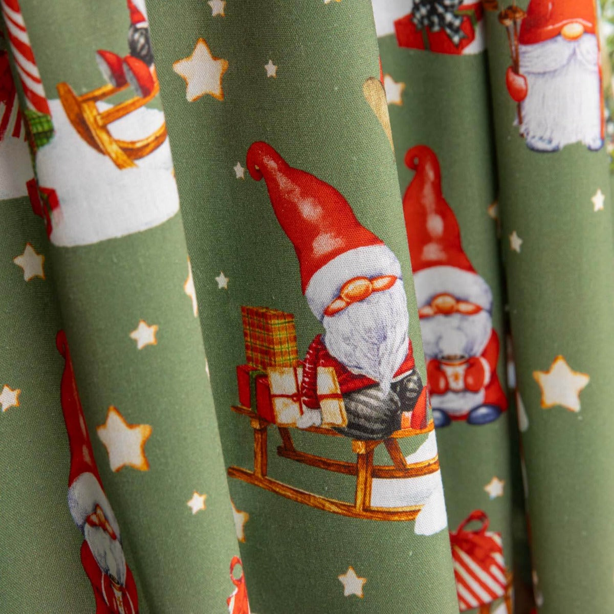 Popeline Weihnachtswichtel Grün - Ribes y Casals