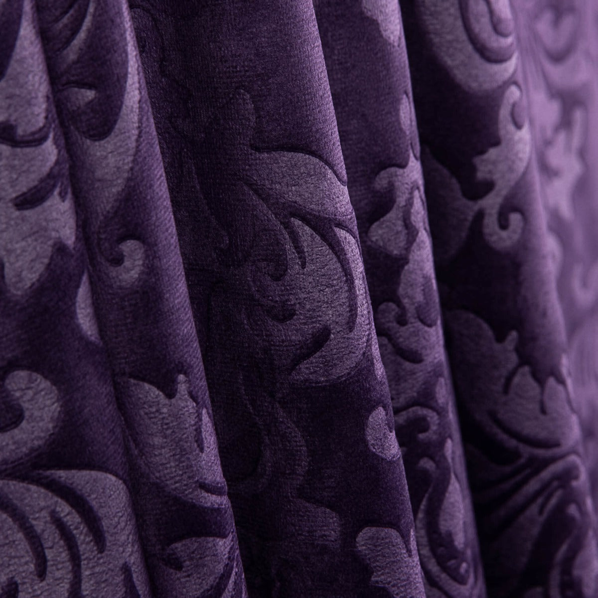 Samt-Jacquard-Strick lila - Ribes y Casals