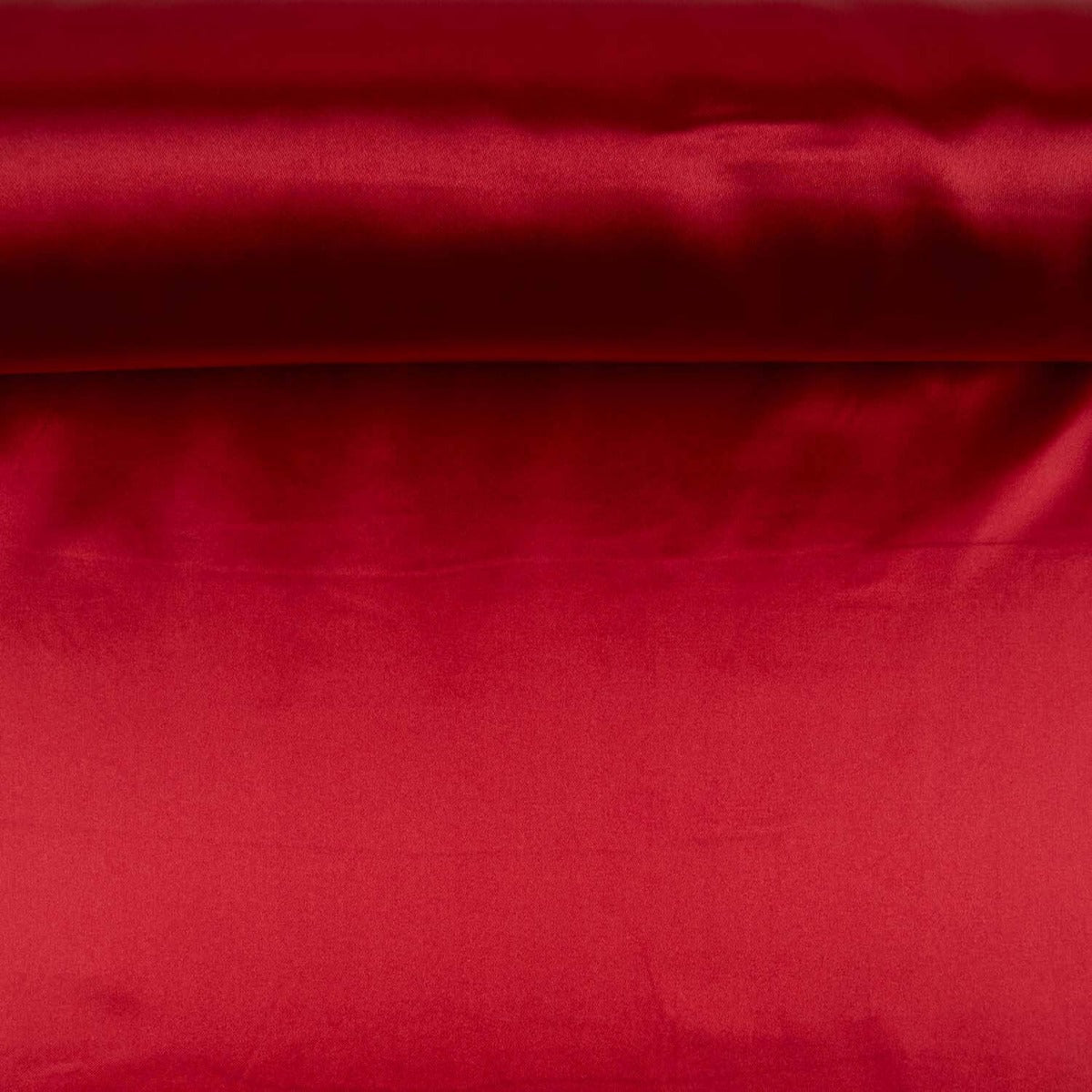 Reststück Basic-Satin Karneval Rubi – verschiedene Maße x Breite 160 cm - Ribes y Casals