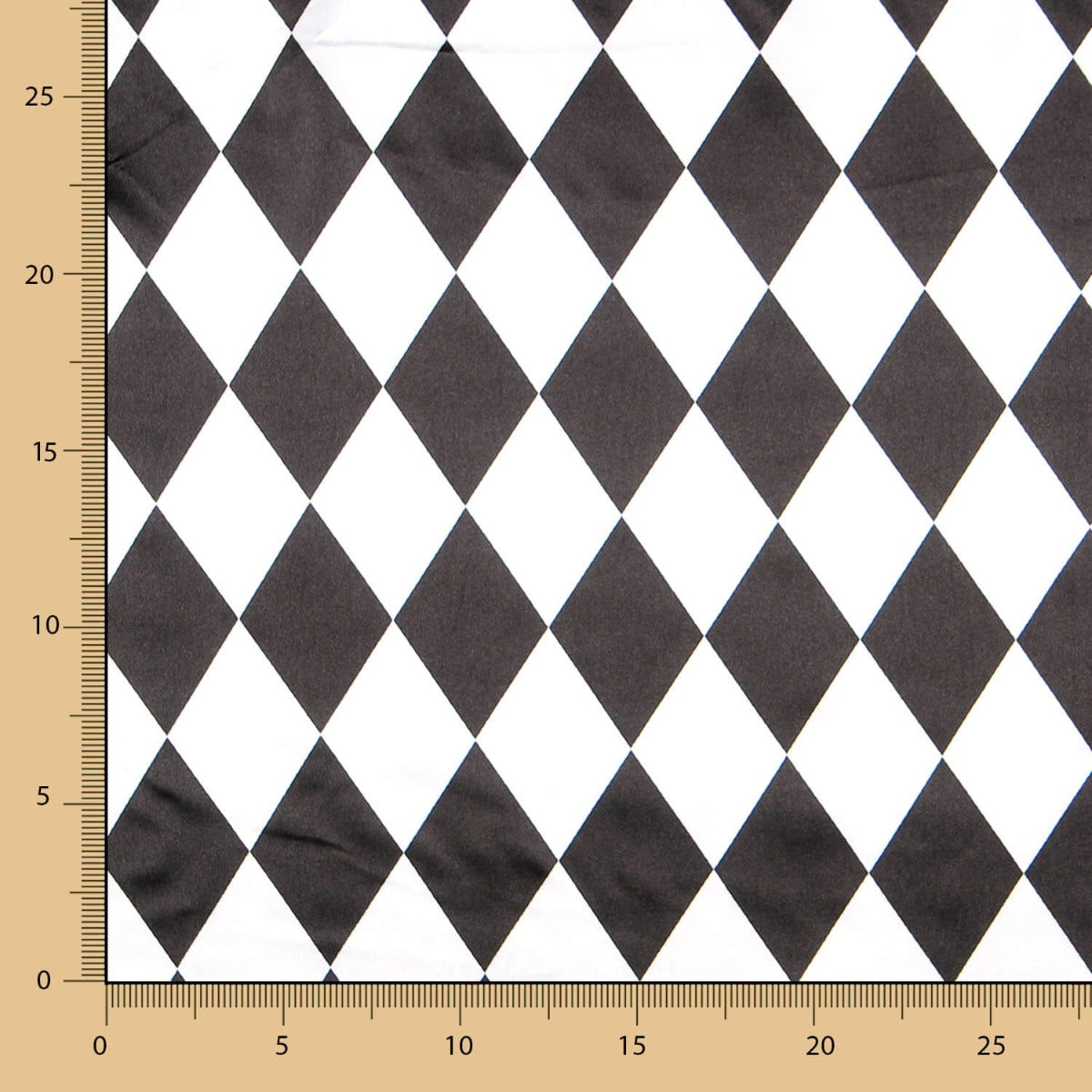 Harlequin Carnival Satin Trim - Verschiedene Größen x Breite 140 cm - Ribes y Casals