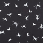 Satin Storks Schwarzer Hintergrund - Ribes y Casals