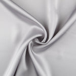Perlgrauer Polyester-Satin - Ribes y Casals