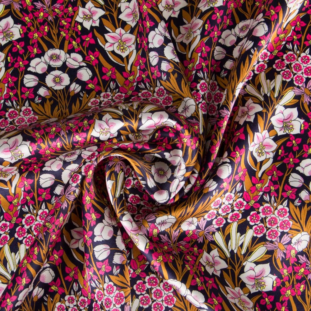 Satin Liberty London Blumenstrauß Fuchsia - Ribes y Casals