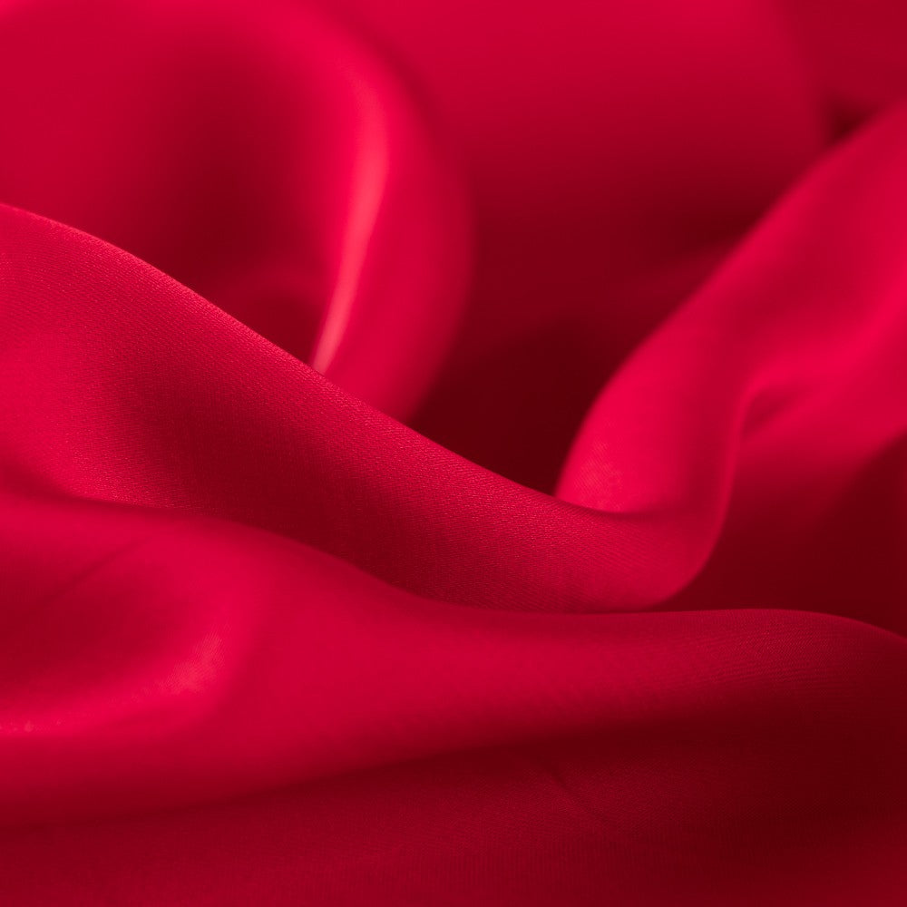 Roter Satin - Ribes y Casals
