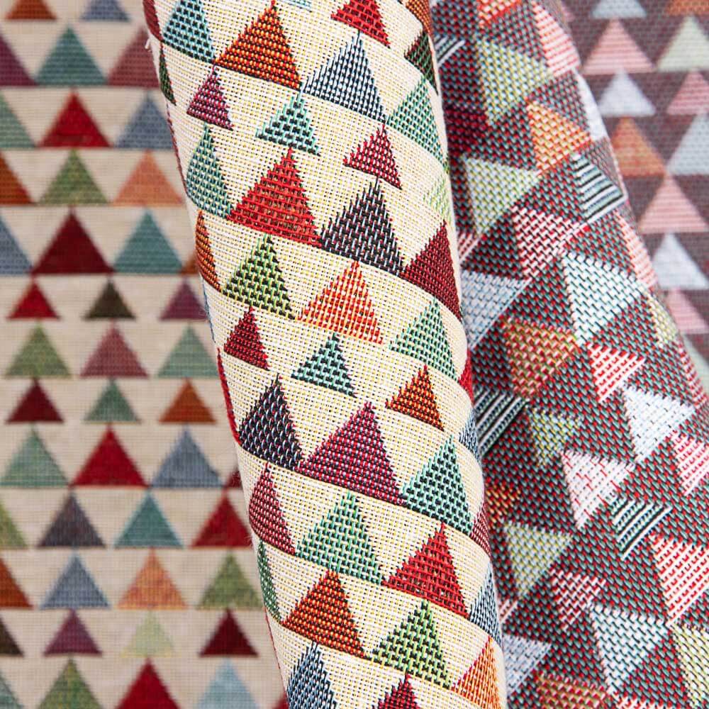 Multicolour Triangles Jacquard Wandteppich Multicolour Triangles - Ribes y Casals