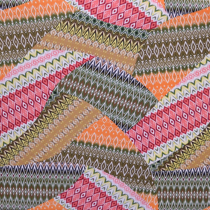 Ethnisches Patchwork Koralle bedrucktes Krepp-Tuch - Ribes y Casals