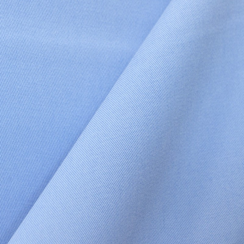 Hellblauer Baumwoll-Gabardine-Stoff - Ribes y Casals