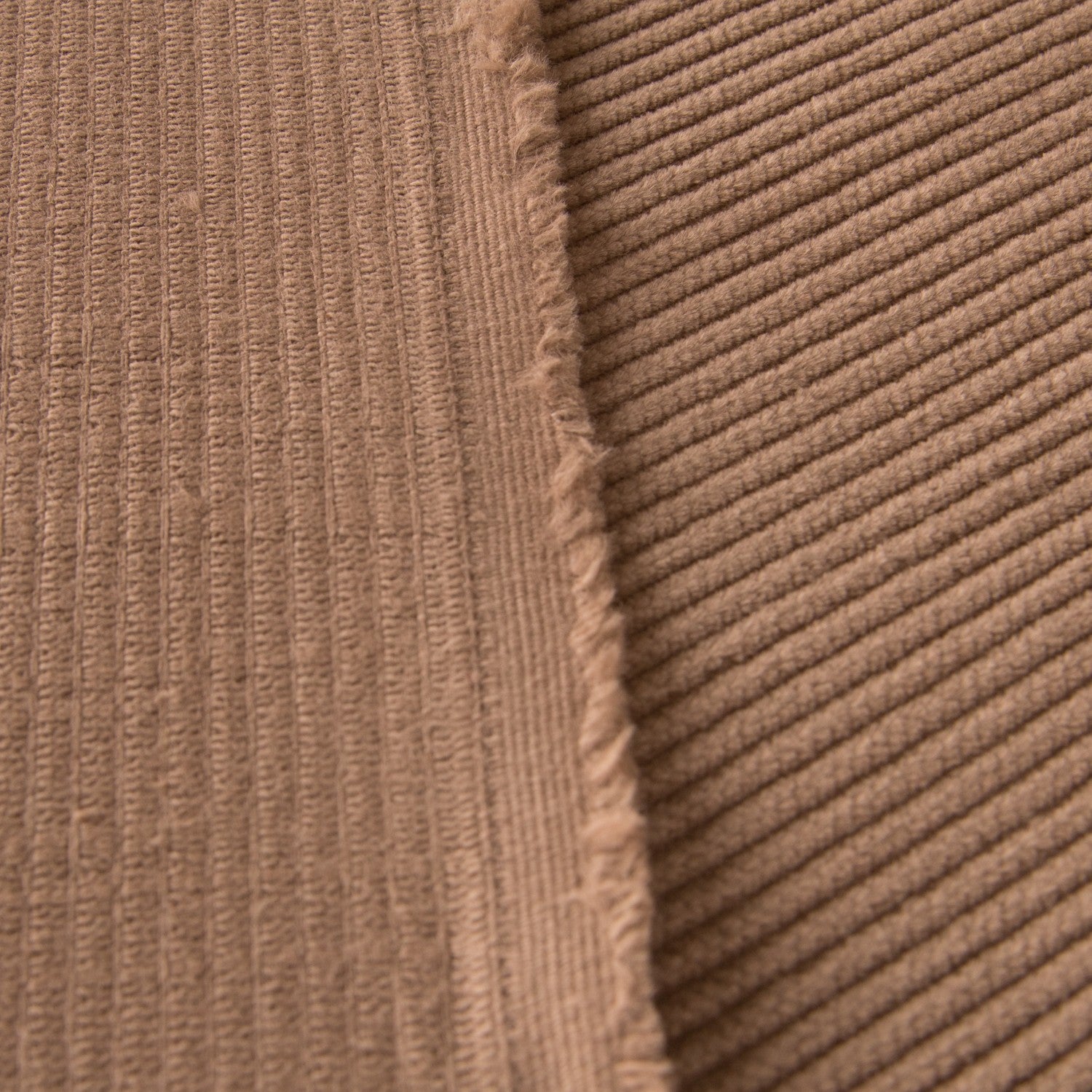 Beige Kordstoff - Ribes y Casals