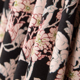Twill Spandex Blume Schwarzer Hintergrund - Ribes y Casals