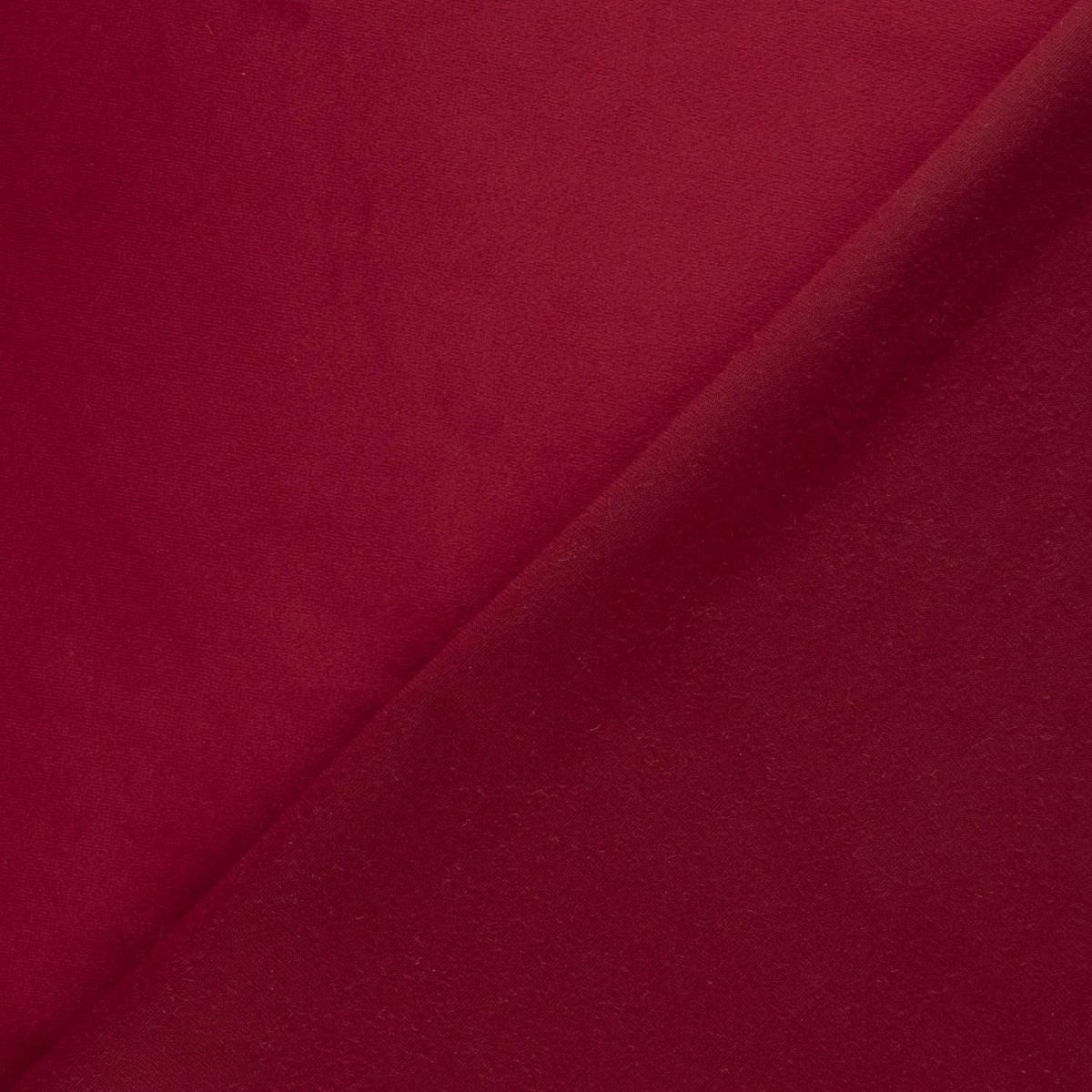 Flammenhemmender Samt 300cm Rubinrot - Ribes y Casals